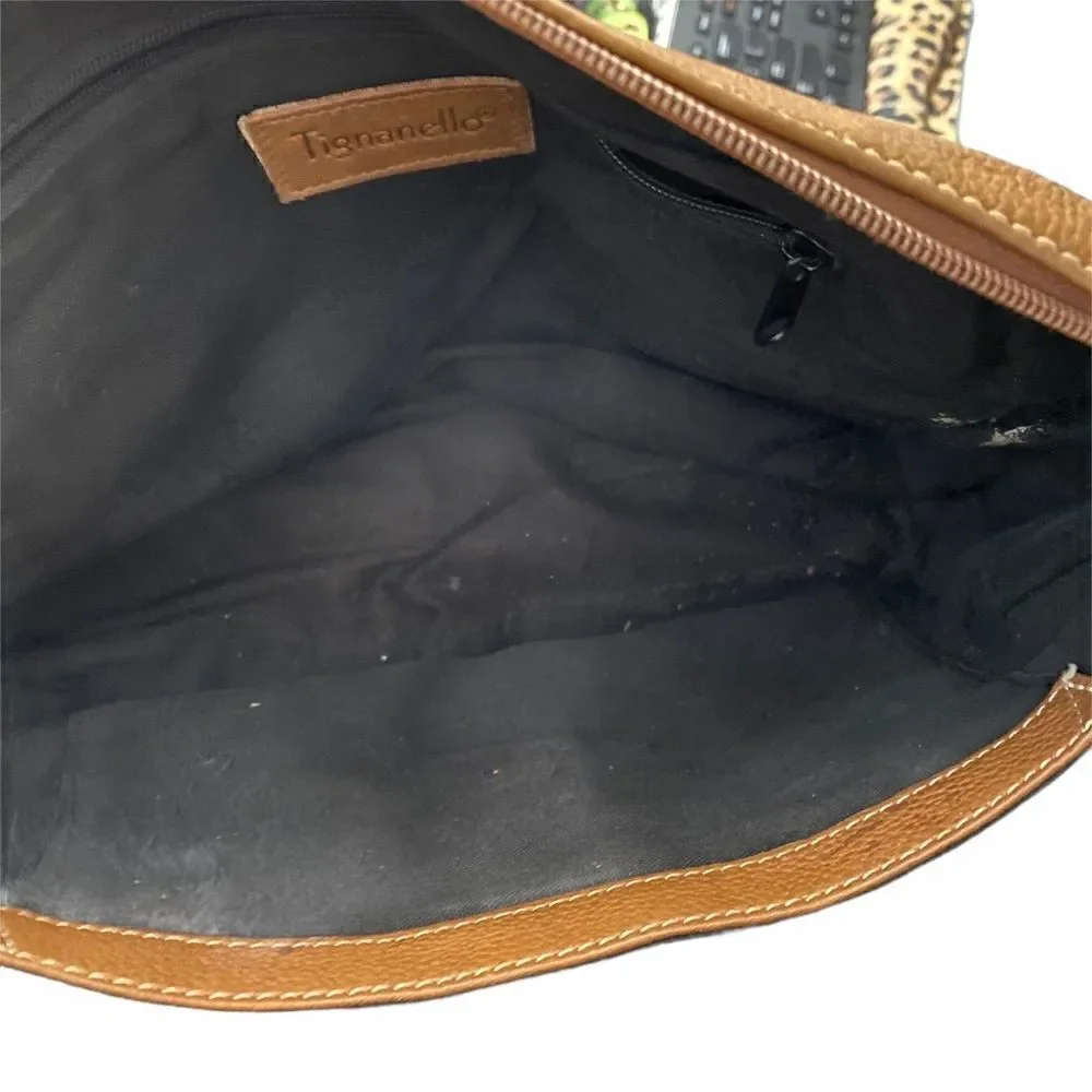 Vintage Tignanello Pebbled Leather Shoulder Purse